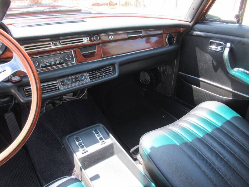 1970 Mercedes-Benz 280-Class