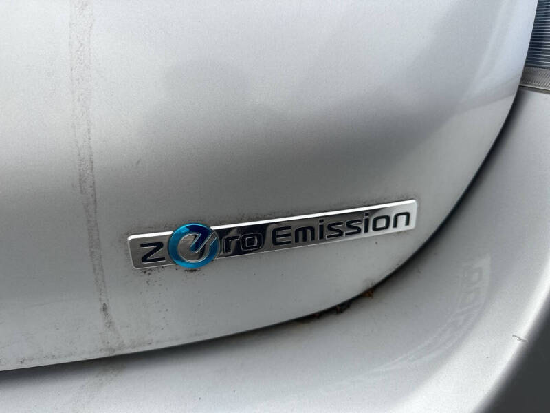 2012 Nissan LEAF SL