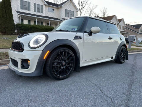 2011 MINI Cooper for sale at PREMIER AUTO SALES in Martinsburg WV