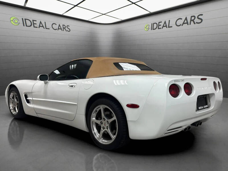 2004 Chevrolet Corvette