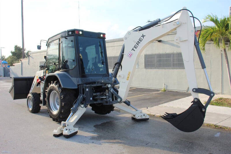 2023 Terex TLN830