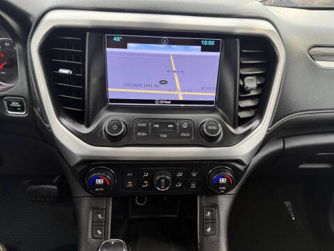 2017 GMC Acadia SLT-1