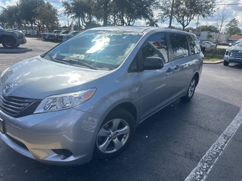 2017 Toyota Sienna L 7-Passenger