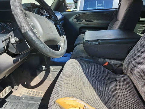 1999 Dodge Ram 1500 ST