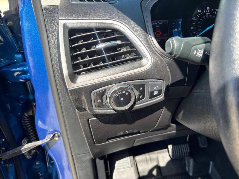 2023 Ford Edge