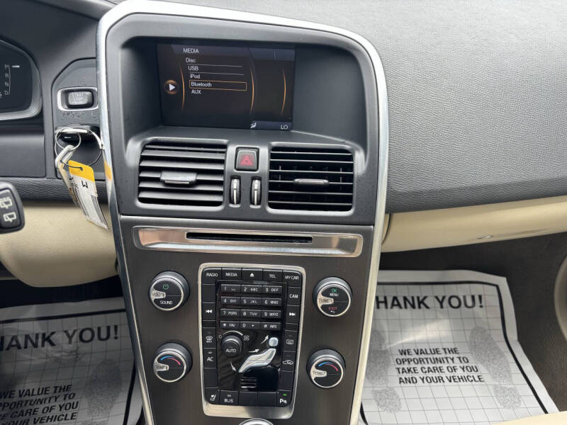 2014 Volvo XC60 3.2 Premier Plus