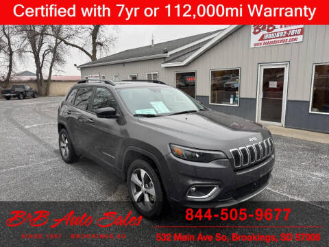 2022 Jeep Cherokee for sale at B & B Auto Sales in Brookings SD