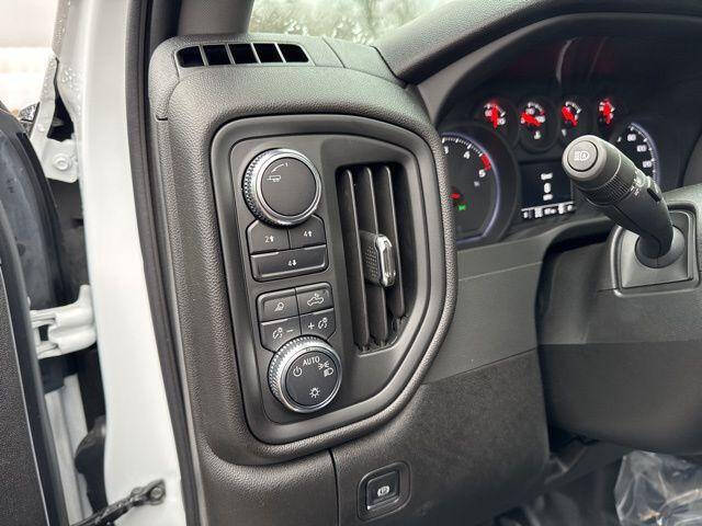 2025 GMC Sierra 3500HD CC Pro
