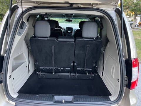 2014 Chrysler Town and Country Touring