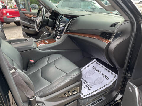 2015 Cadillac Escalade Luxury