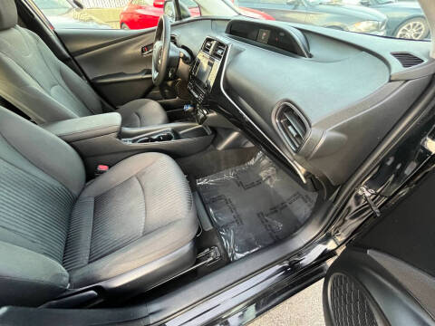 2016 Toyota Prius Two