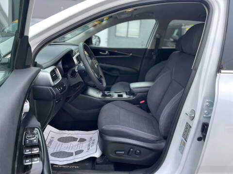 2019 Kia Sorento LX V6