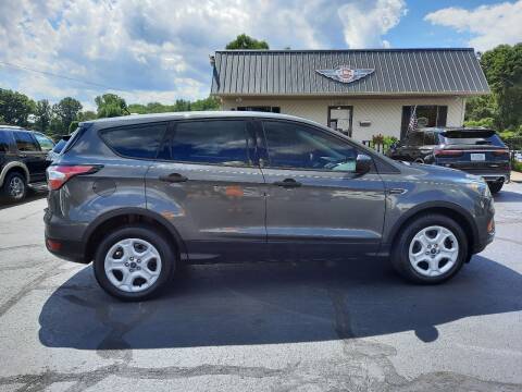2018 Ford Escape for sale at G AND J MOTORS in Elkin NC
