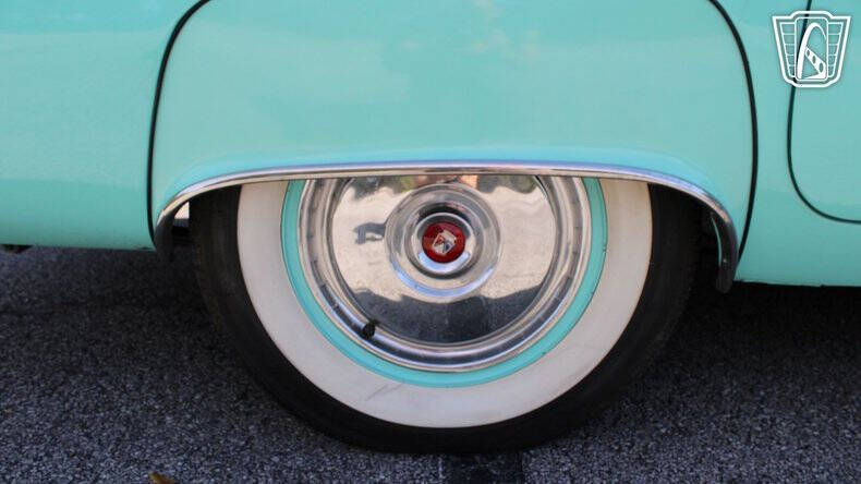 1955 Ford Thunderbird