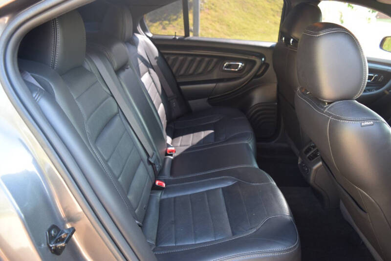 2014 Ford Taurus SHO