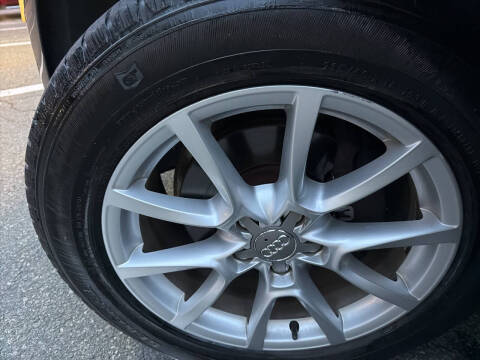 2011 Audi Q5 2.0T quattro Premium Plus