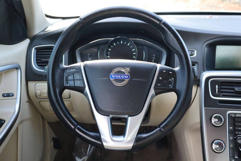 2015 Volvo S60 T5 Drive-E Premier