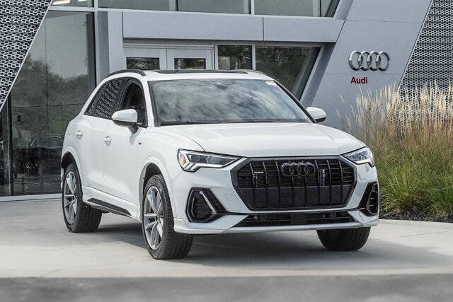 2024 Audi Q3 quattro S line Prem Plus 45 TFSI