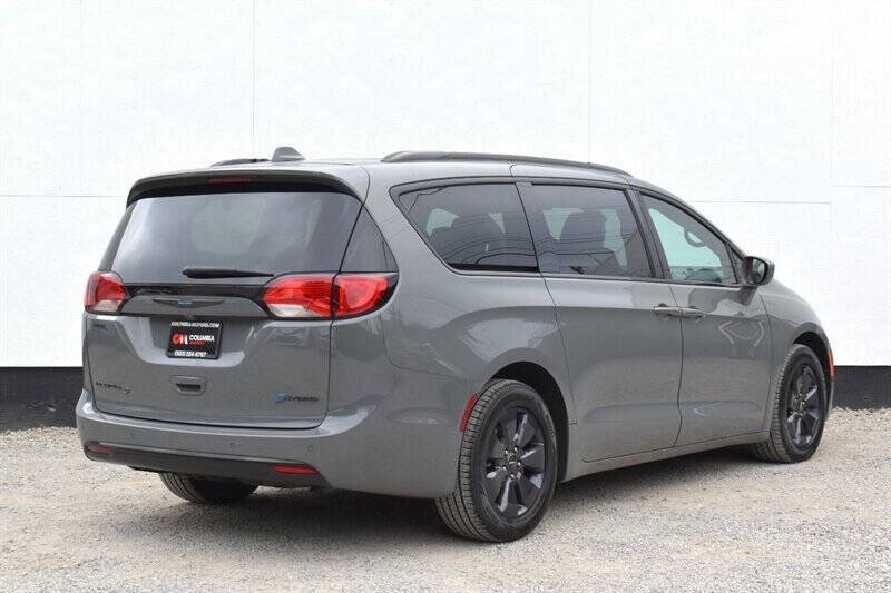 2020 Chrysler Pacifica Hybrid