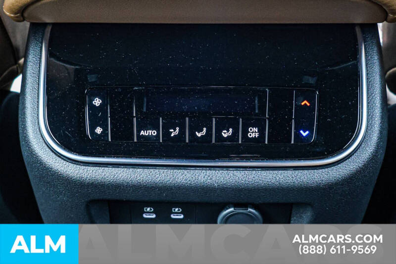 2025 Nissan Armada SL