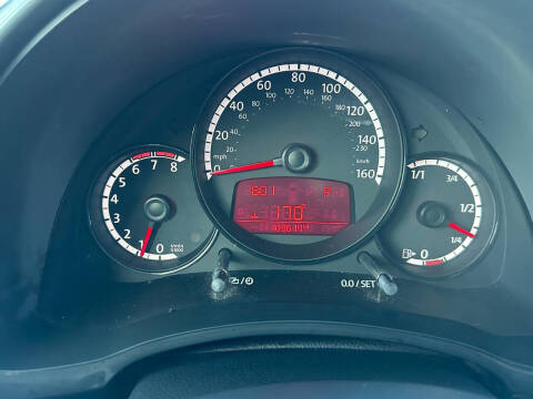 2015 Volkswagen Beetle 1.8T Classic PZEV