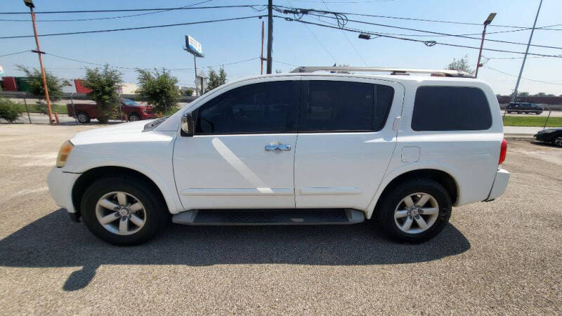 2010 Nissan Armada SE