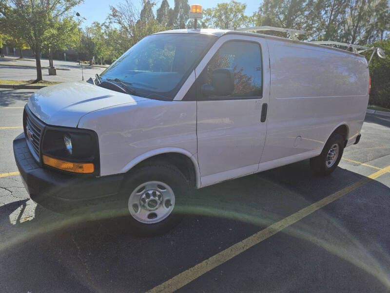 2014 GMC Savana for sale at Future Motors in Addison IL