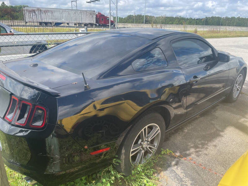 2013 Ford Mustang V6
