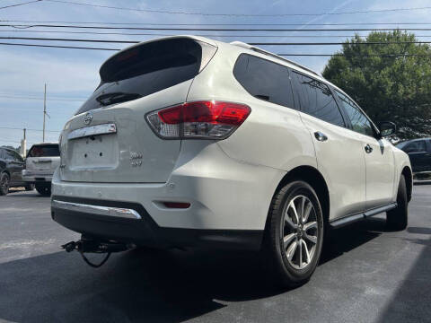 2013 Nissan Pathfinder SV