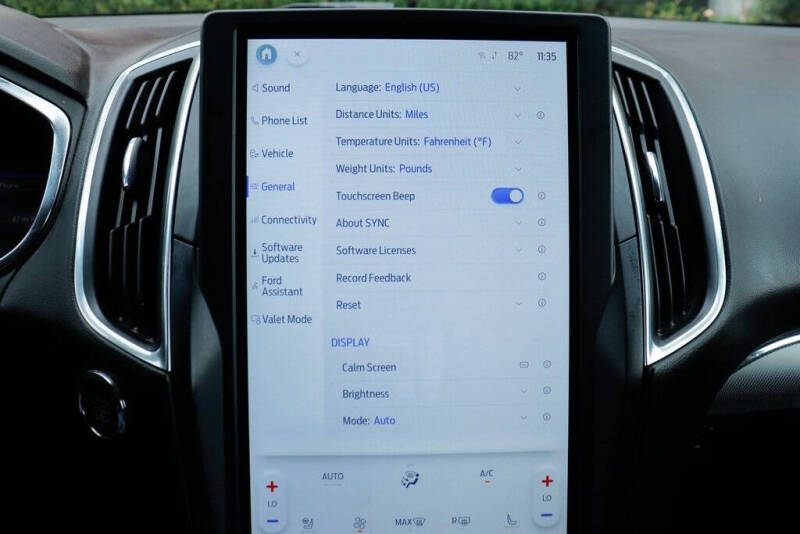 2021 Ford Edge Titanium