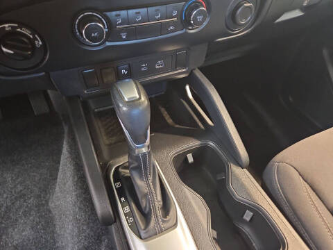 2022 Nissan Frontier SV