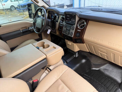 2015 Ford F-350 Super Duty Lariat