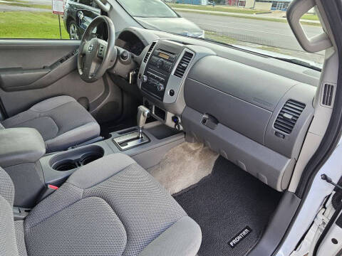 2012 Nissan Frontier S