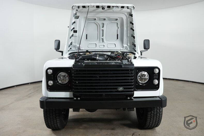 1986 Land Rover Defender