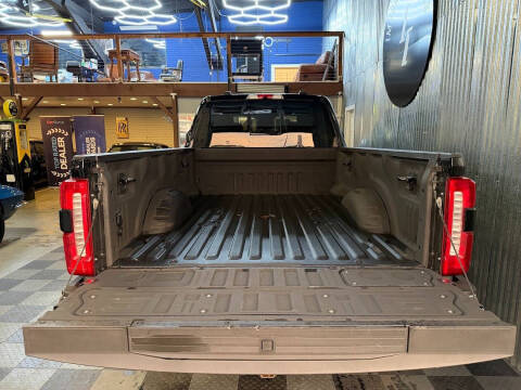 2023 Ford F-350 Super Duty Lariat