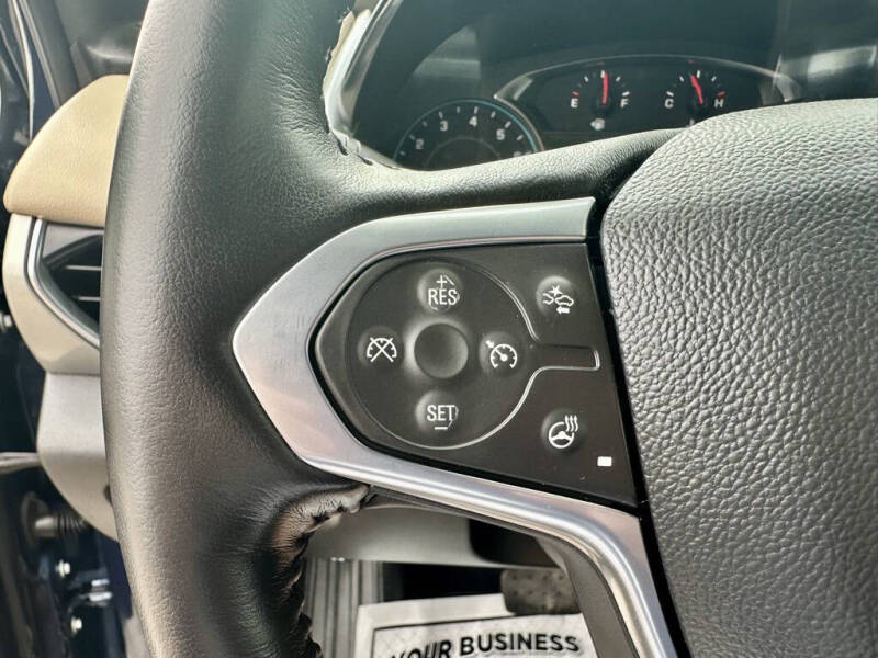 2022 Chevrolet Traverse LT Leather