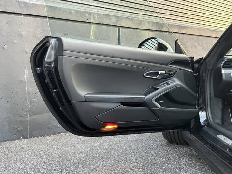 2017 Porsche 911 Carrera 4S