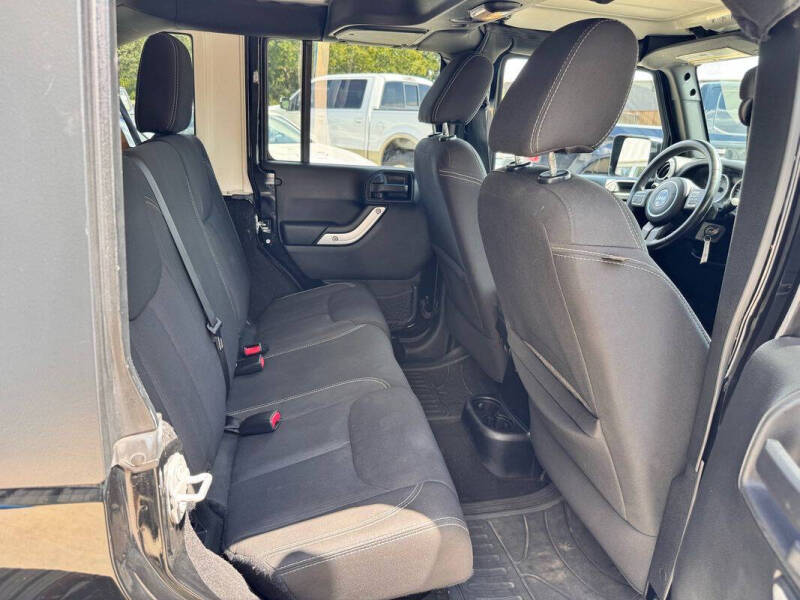 2015 Jeep Wrangler Unlimited Sahara