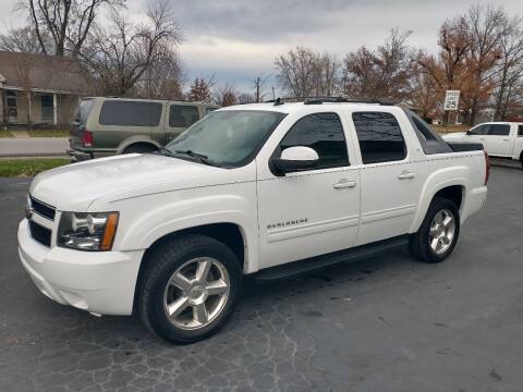 2011 Chevrolet Avalanche for sale at Finish Line LTD in Perry MO