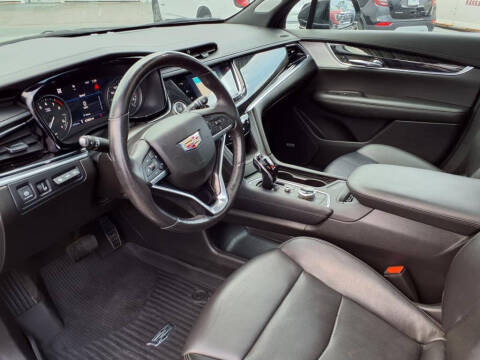 2021 Cadillac XT6 Premium Luxury