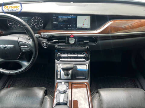 2018 Genesis G90