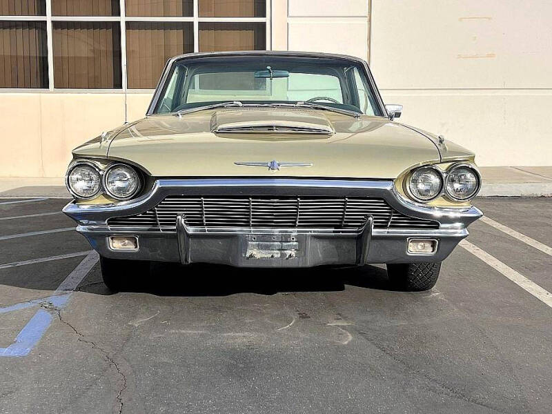 1965 Ford Thunderbird