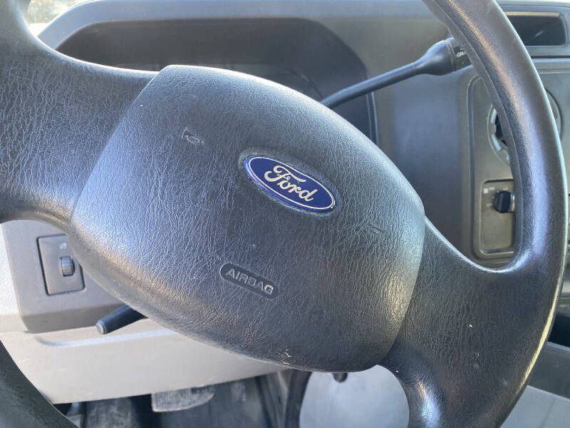 2013 Ford E-Series E-250