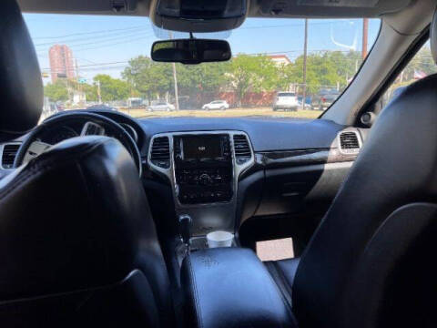 2011 Jeep Grand Cherokee Laredo X