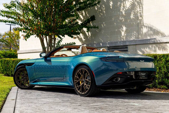 2026 Aston Martin DB12 Volante