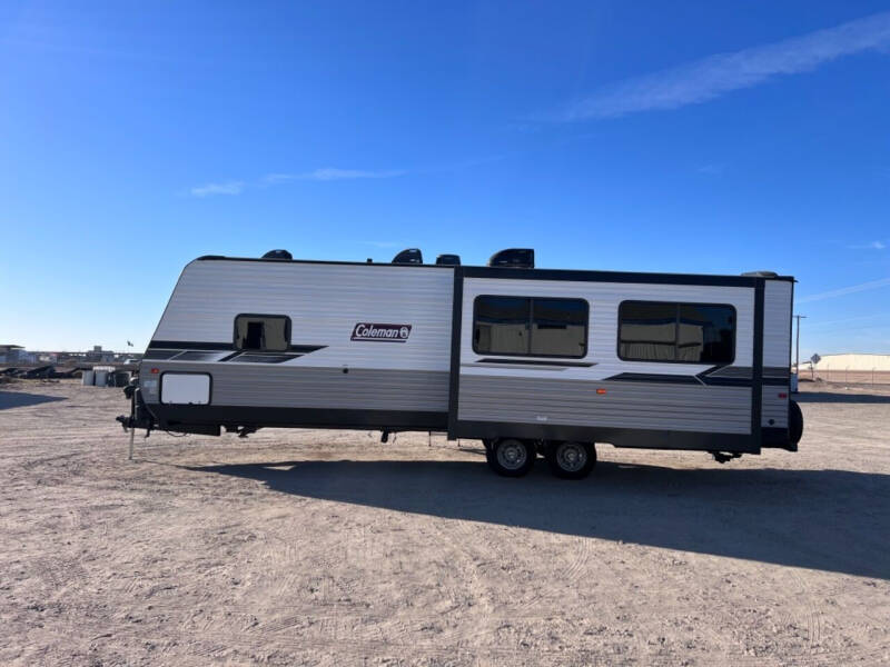 2022 Coleman Lantern