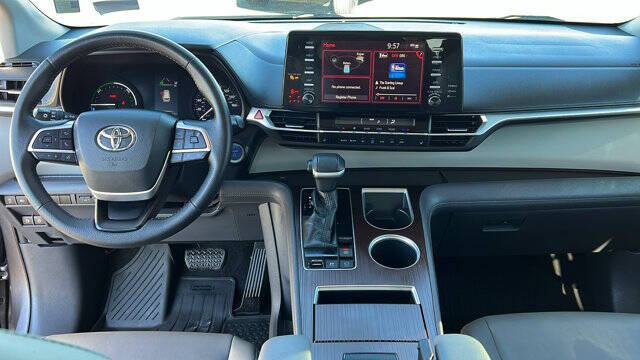 2021 Toyota Sienna XLE 7-Passenger