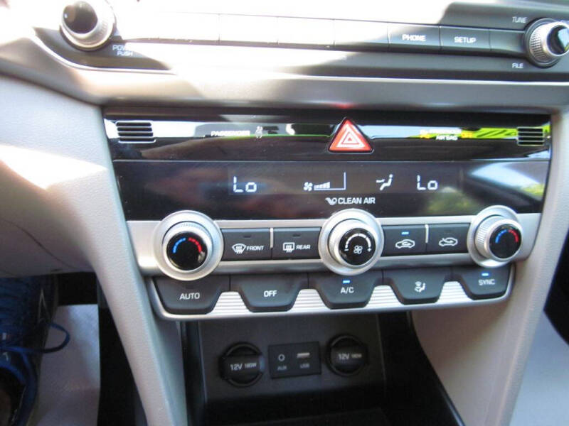 2020 Hyundai Elantra