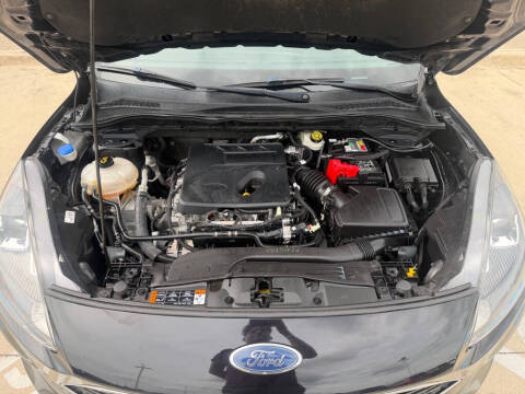 2020 Ford Escape SE