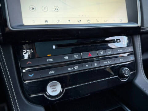 2017 Jaguar F-PACE S